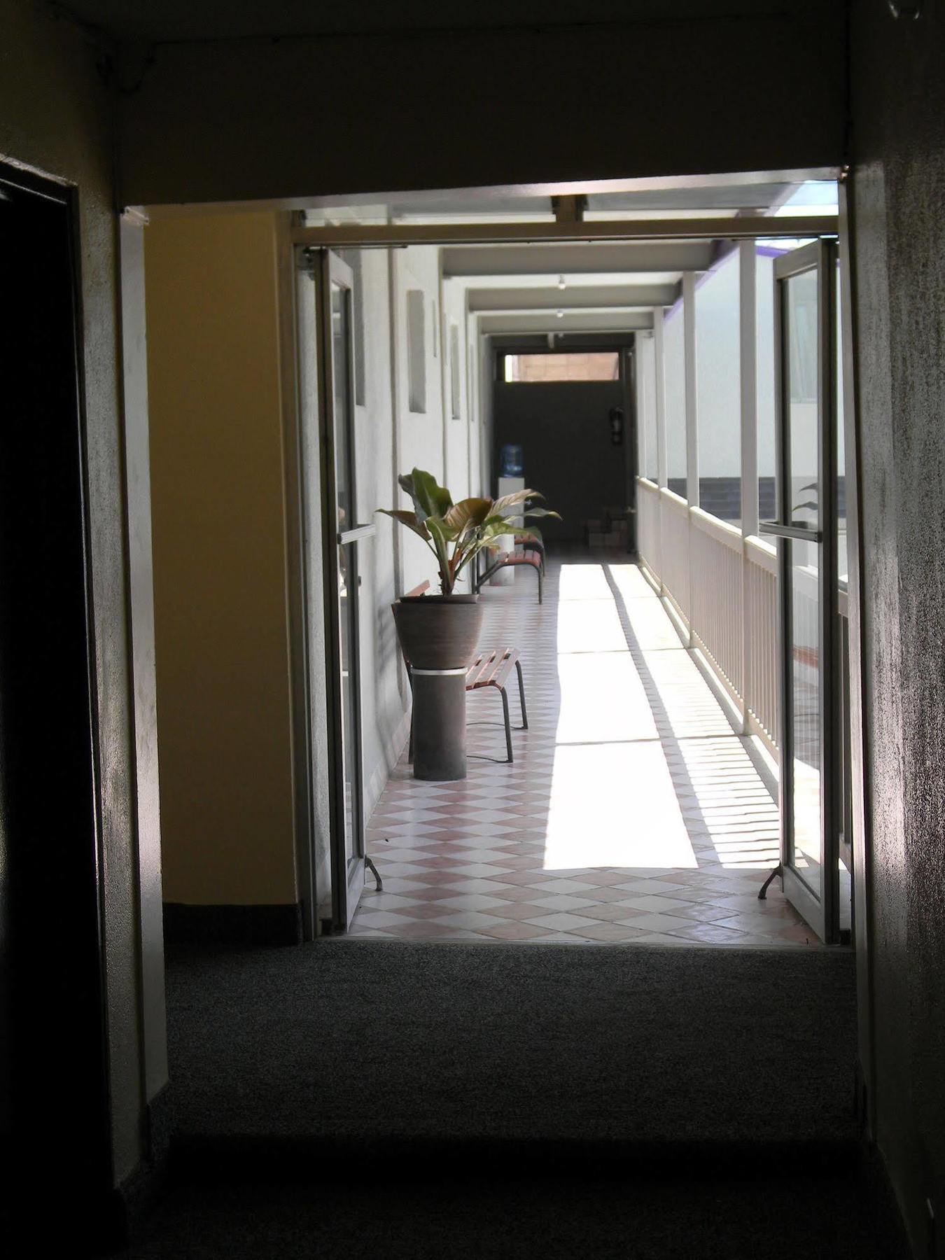 Hotel Plaza Hermosa Tijuana Exteriör bild